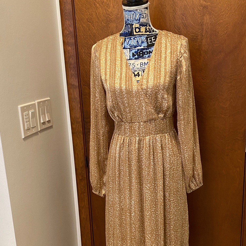 Jopra Elegant Gold Long Sleeve Dress size medium